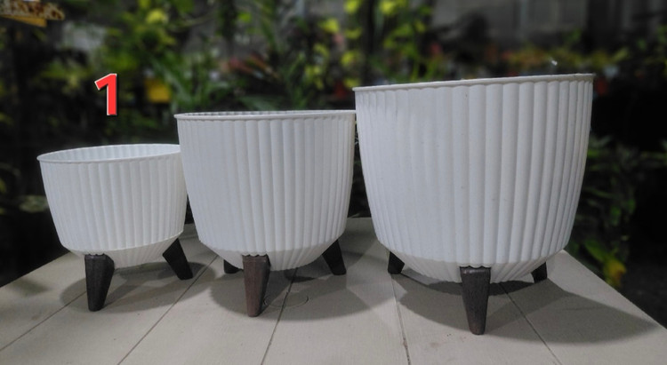 گلدان کنگره ای پایه دار سایز ۱ مدل پلی نیک